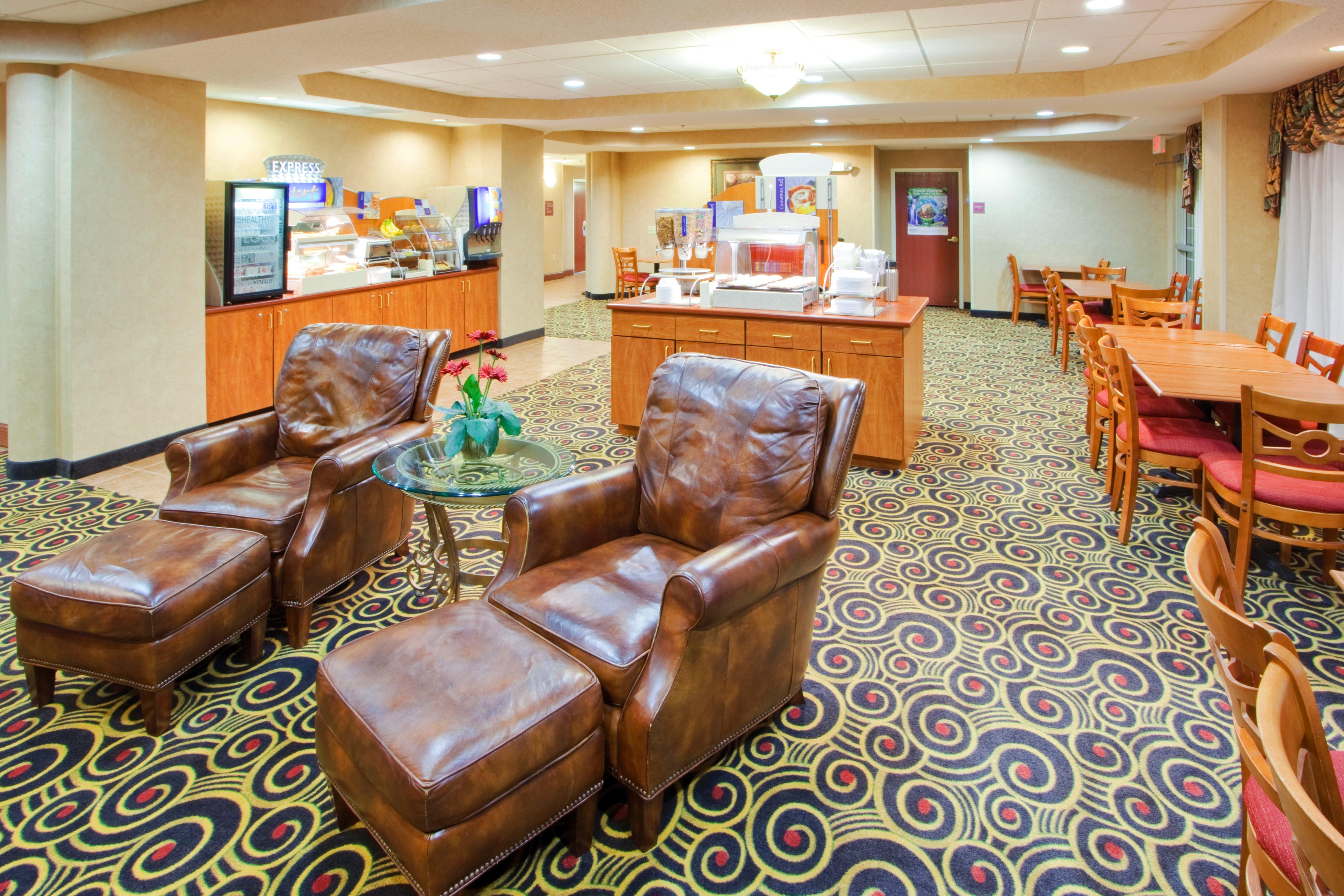 Holiday Inn Express Hanover By Ihg Εξωτερικό φωτογραφία