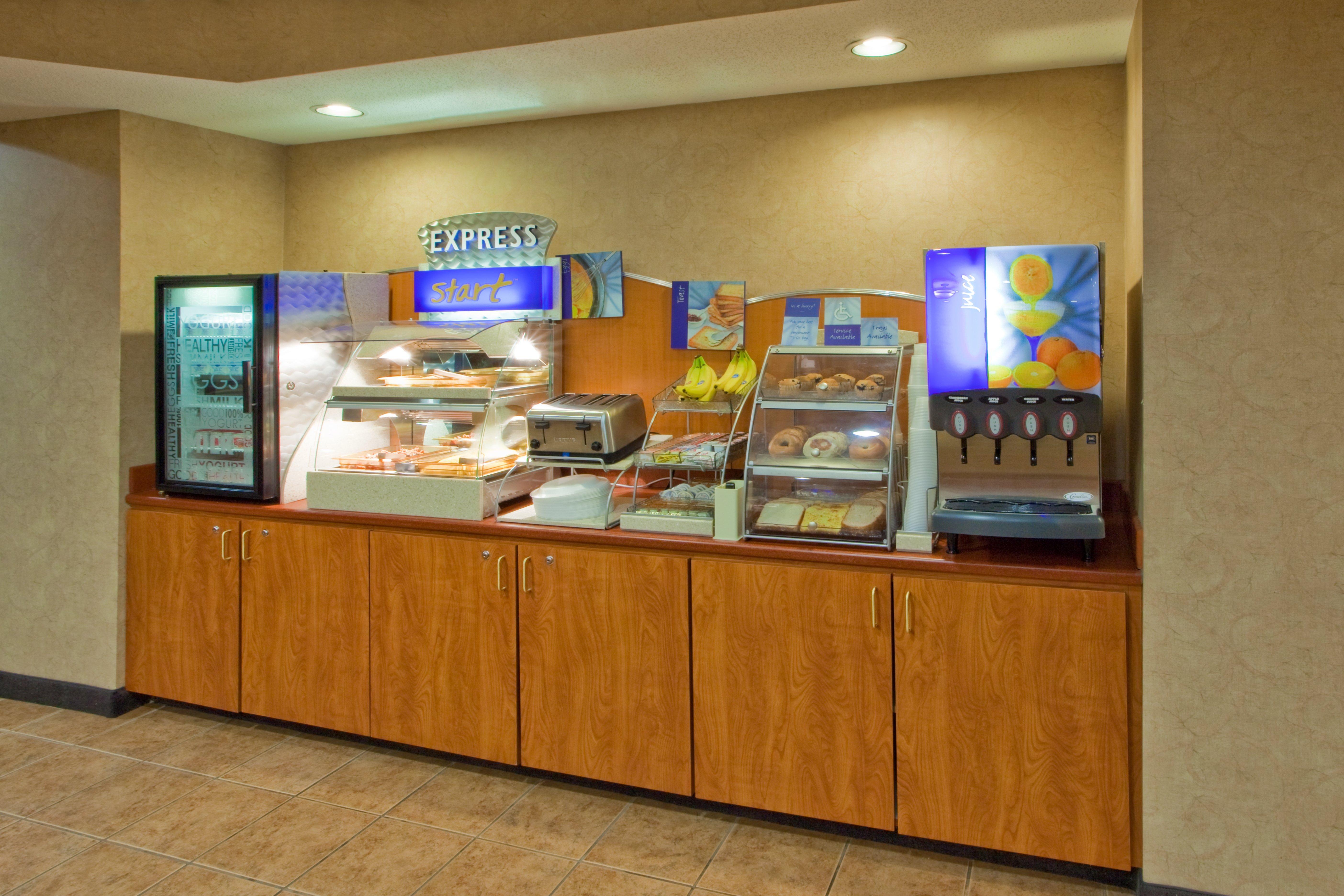 Holiday Inn Express Hanover By Ihg Εξωτερικό φωτογραφία