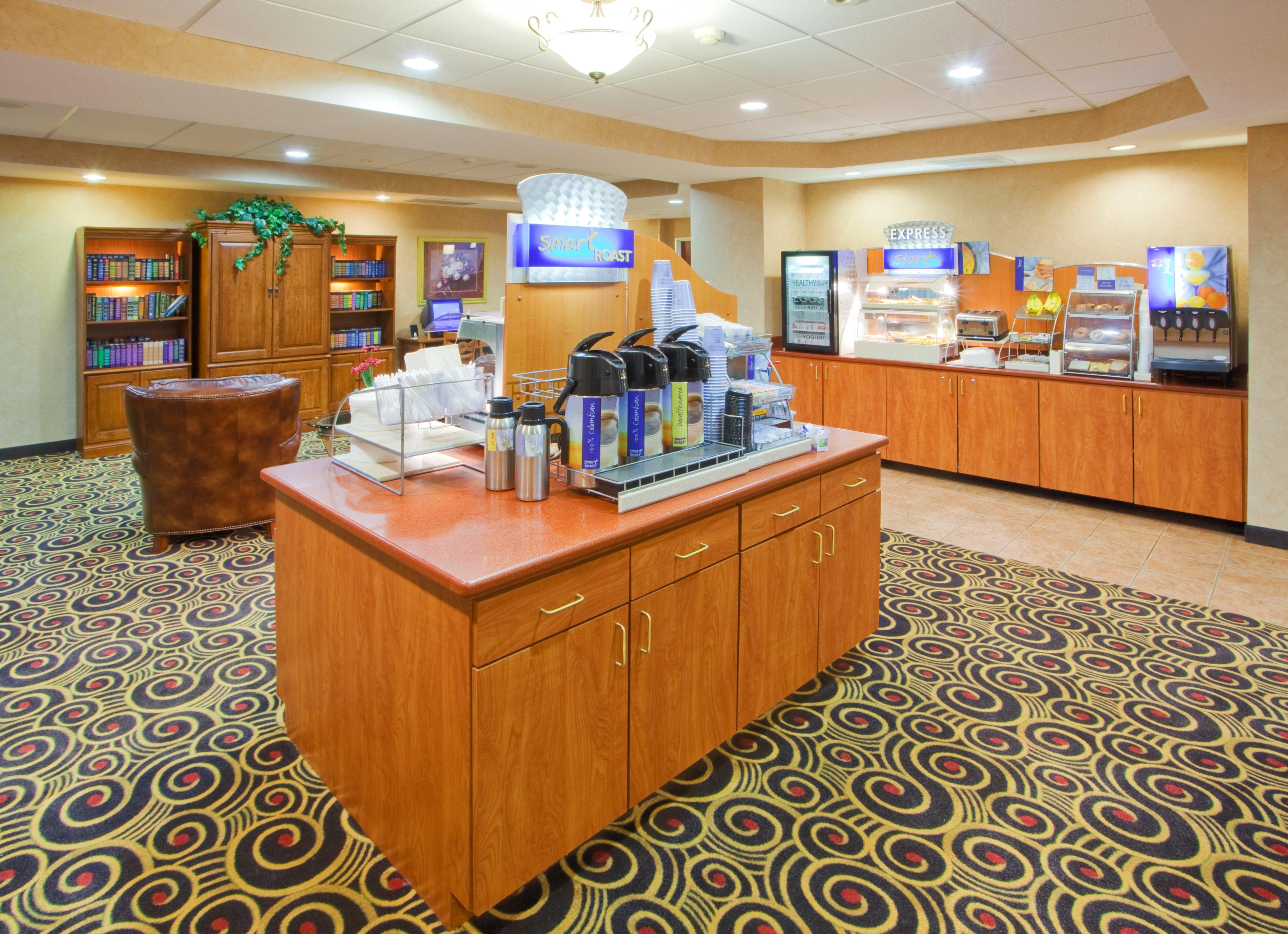 Holiday Inn Express Hanover By Ihg Εξωτερικό φωτογραφία