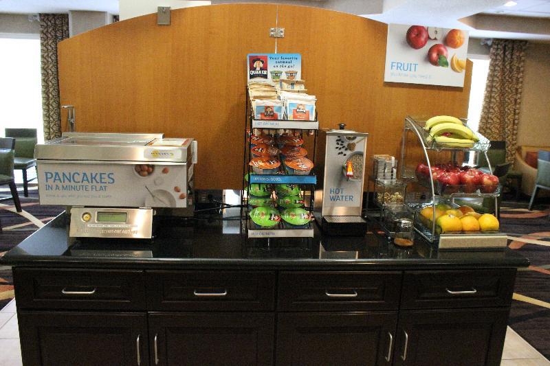 Holiday Inn Express Hanover By Ihg Εξωτερικό φωτογραφία